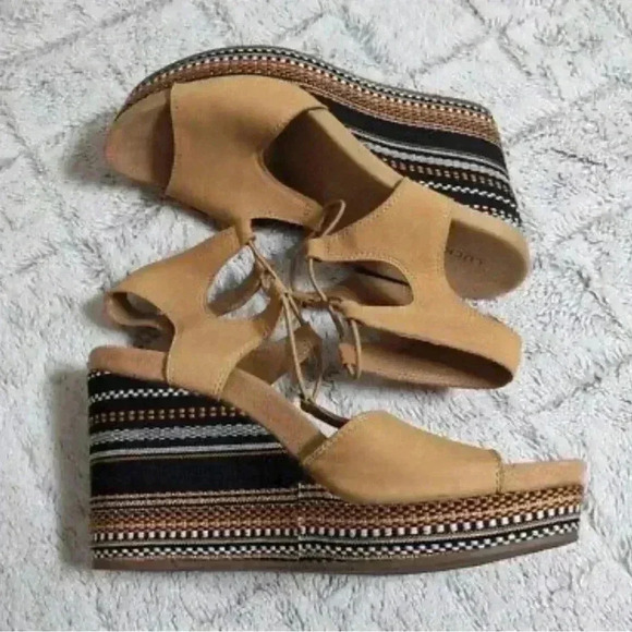 Lucky Brand Strappy Wedge Platform Shoes - 9.5 Like New Tan - Picture 14 of 15